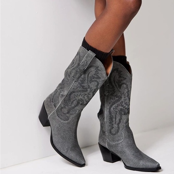 Jeffrey Campbell Shoes - New Jeffrey Campbell Dagget Western Boots Distressed Grey Cowgirl